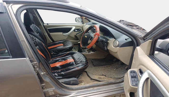 2014 Nissan Terrano XL (D), Diesel, Manual, 1,22,765 km, interior