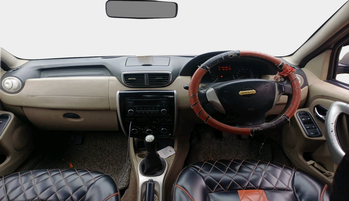 2014 Nissan Terrano XL (D), Diesel, Manual, 1,22,765 km, interior