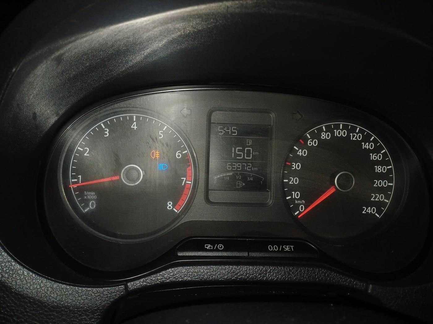 2016 Volkswagen Ameo HIGHLINE1.2L, Petrol, Manual, 63,972 km, interior