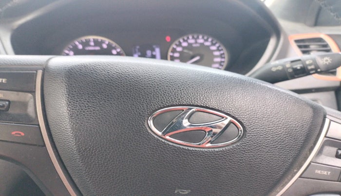 2016 Hyundai i20 Active 1.2 S, Petrol, Manual, 50,261 km, interior