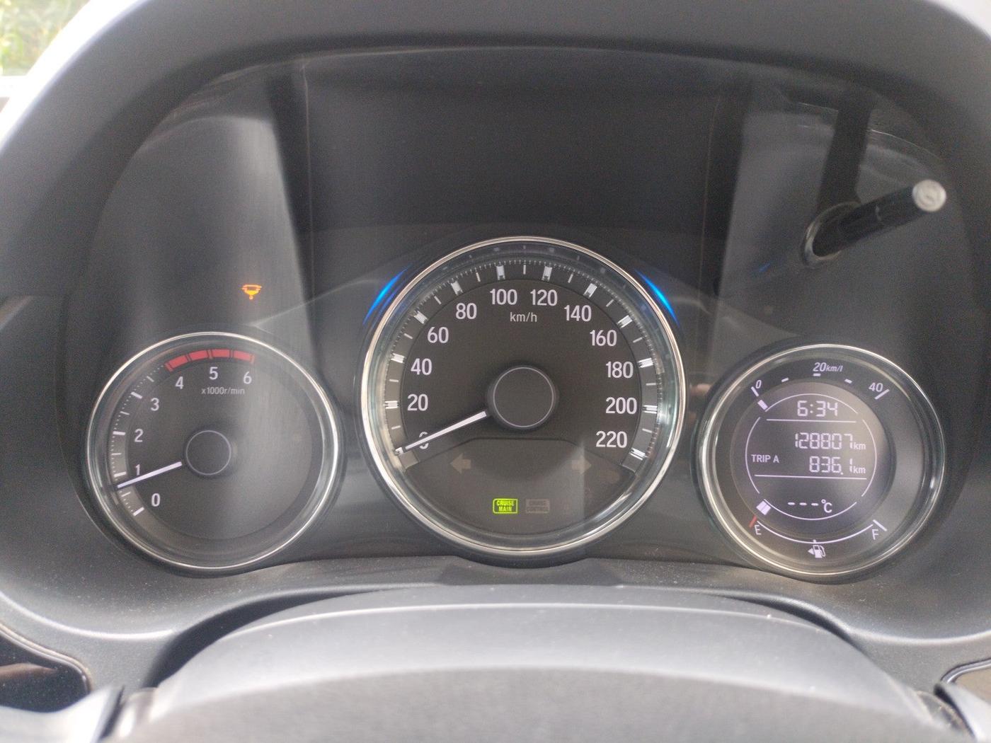 2018 Honda City 1.5L I-DTEC V, Diesel, Manual, 1,28,807 km, interior