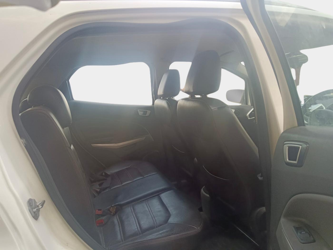 2013 Ford Ecosport TITANIUM 1.5L DIESEL, Diesel, Manual, 1,26,253 km, interior