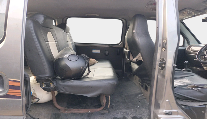 2022 Maruti Eeco 7 STR STD(O), Petrol, Manual, 74,860 km, interior