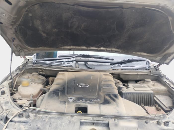 2014 Mahindra XUV500 W6, Diesel, Manual, 1,09,045 km, exterior