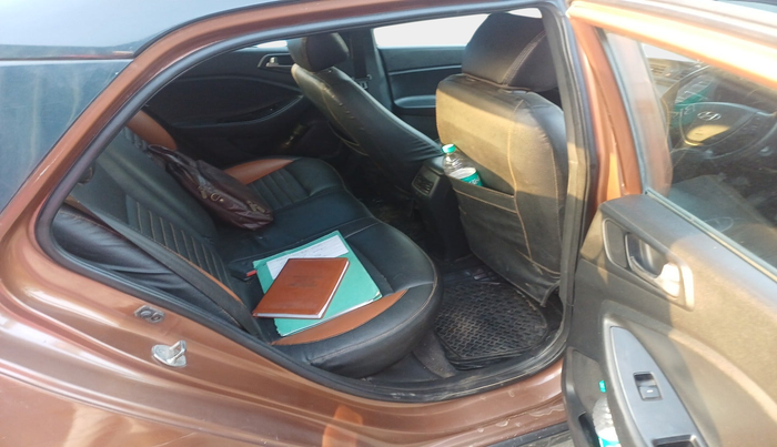 2017 Hyundai i20 Active 1.2 SX, Petrol, Manual, 66,360 km, interior