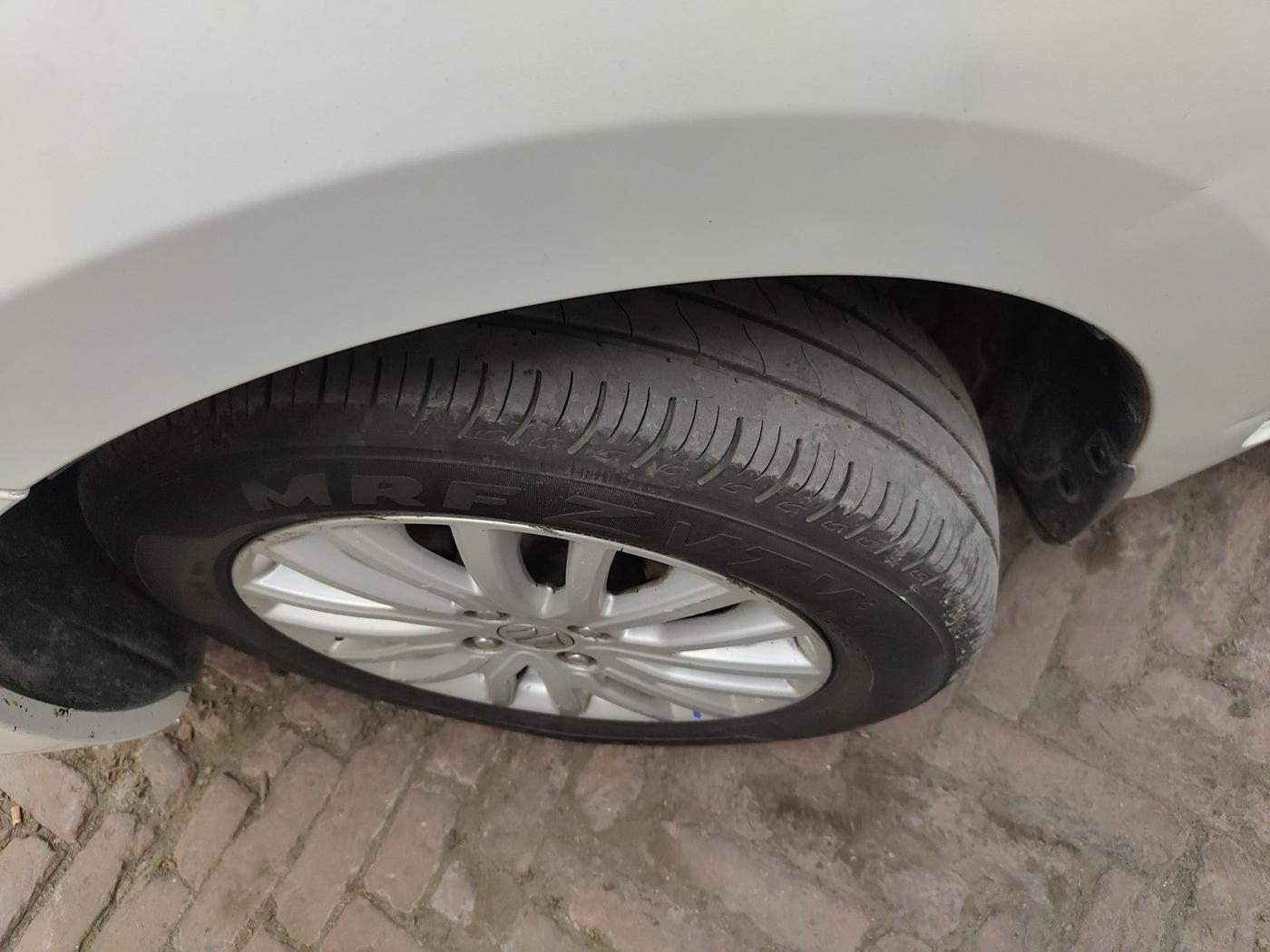2018 Maruti Dzire ZDI AMT, Diesel, Automatic, 58,596 km, tyre