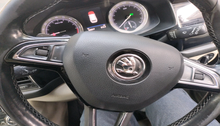 2017 Skoda Kodiaq STYLE 2.0 TDI 4X4 AT, Diesel, Automatic, 1,29,617 km, interior