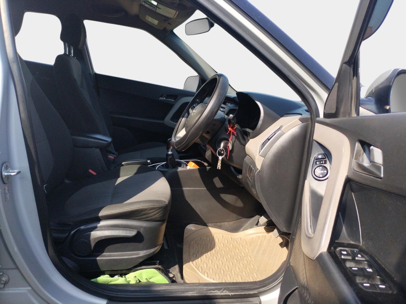 2016 Hyundai Creta SX 1.6 DIESEL, Diesel, Manual, 1,93,305 km, interior