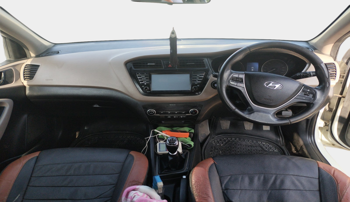 2016 Hyundai Elite i20 ASTA 1.4 CRDI (O), Diesel, Manual, 1,31,352 km, interior