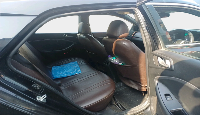 2016 Hyundai i20 Active 1.2 SX, Petrol, Manual, 81,015 km, interior