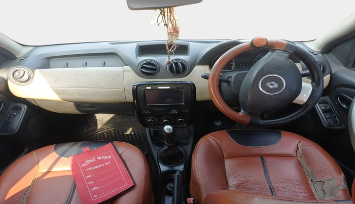 2014 Renault Duster 85 PS RXL DIESEL, Diesel, Manual, 1,40,088 km, interior