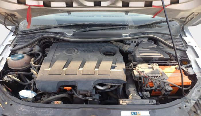 2013 Skoda Rapid ELEGANCE 1.6 TDI CR MT, Diesel, Manual, 1,04,923 km, exterior