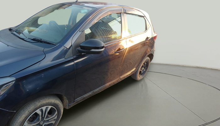 2022 Tata Tiago XT CNG, Petrol, Manual, 52,659 km, exterior