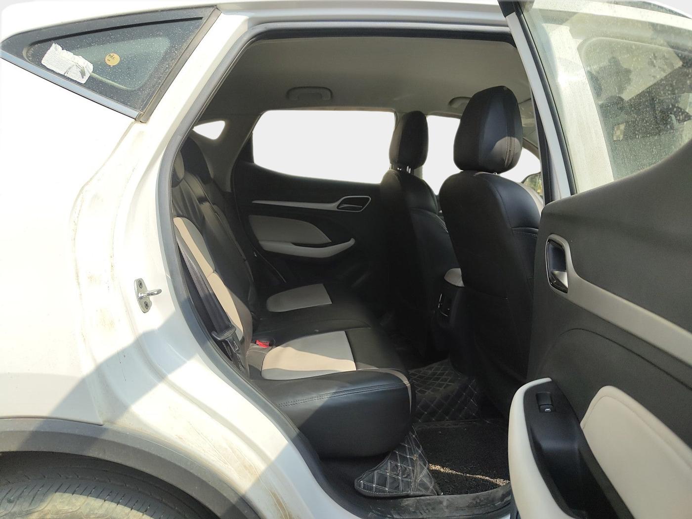 2022 MG ASTOR SUPER 1.5 CVT, Petrol, Automatic, 29,258 km, interior