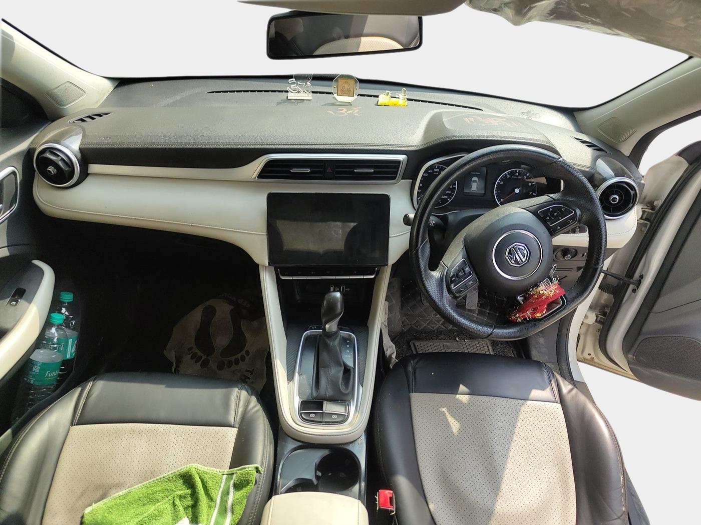 2022 MG ASTOR SUPER 1.5 CVT, Petrol, Automatic, 29,258 km, interior