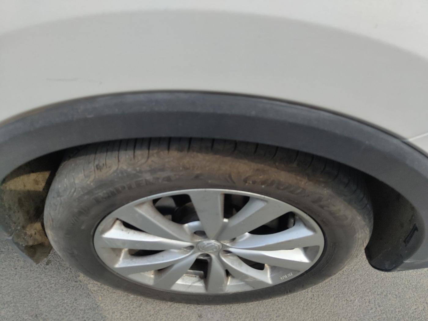 2022 MG ASTOR SUPER 1.5 CVT, Petrol, Automatic, 29,258 km, tyre