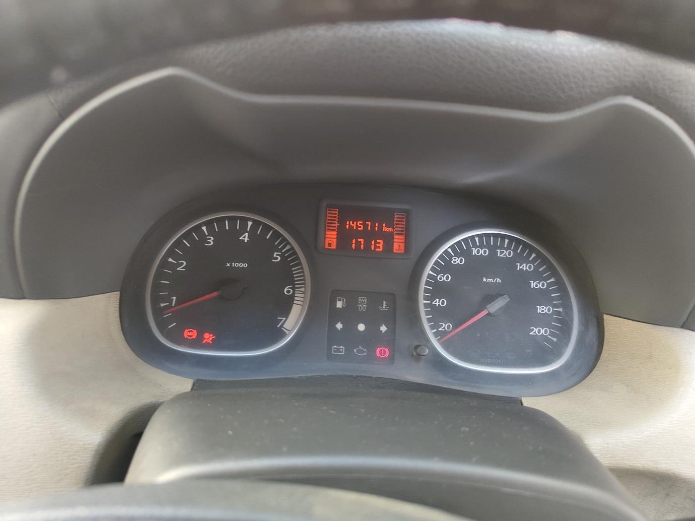 2014 Renault Duster 85 PS RXL DIESEL, Diesel, Manual, 1,45,711 km, interior