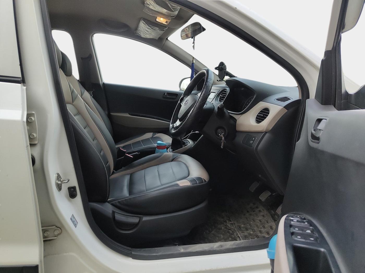 2018 Hyundai Grand i10 MAGNA 1.2 KAPPA VTVT, Petrol, Manual, 24,515 km, interior