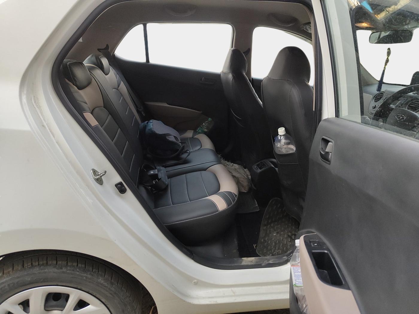 2018 Hyundai Grand i10 MAGNA 1.2 KAPPA VTVT, Petrol, Manual, 24,515 km, interior