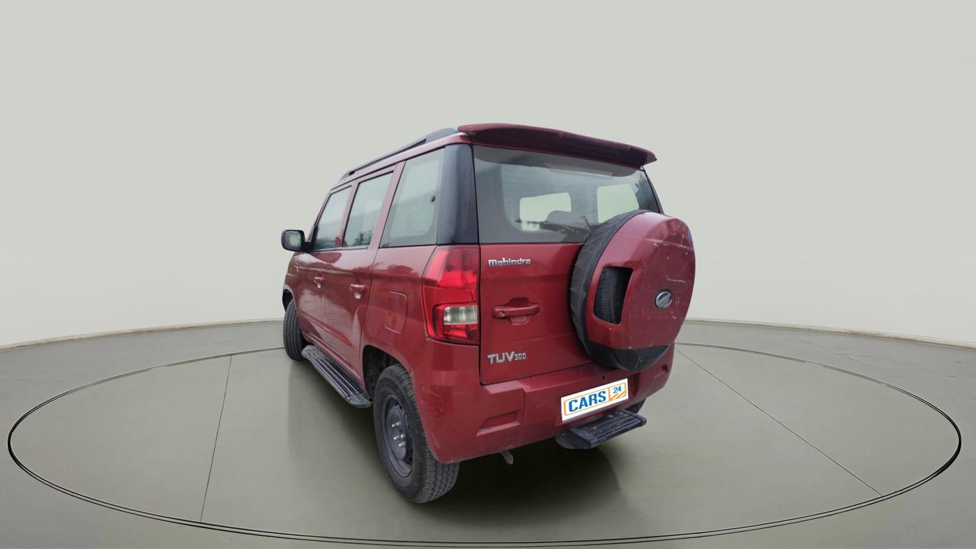 2016 Mahindra TUV300 T6 PLUS, Diesel, Manual, 1,44,750 km, exterior