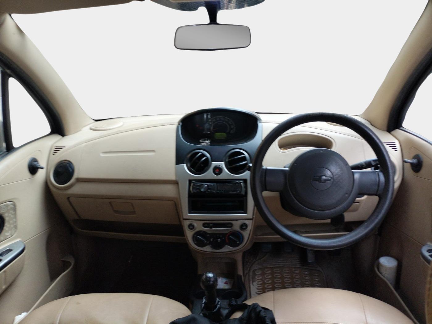 2010 Chevrolet Spark E 1.0, Petrol, Manual, 83,943 km, interior
