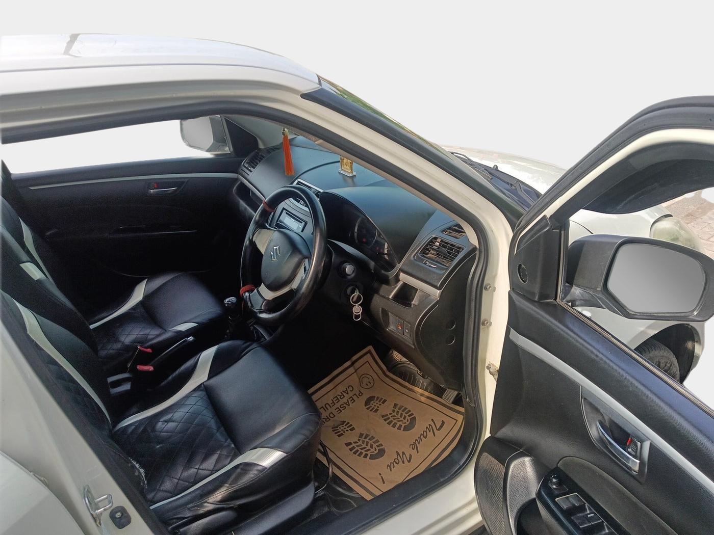 2013 Maruti Swift VDI, Diesel, Manual, 86,411 km, interior