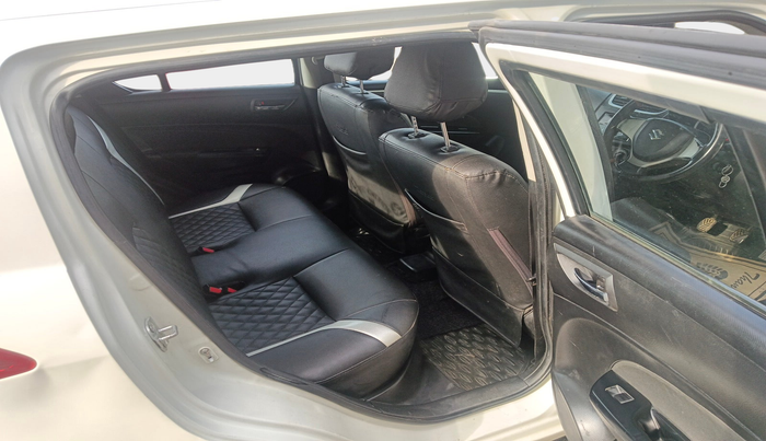 2013 Maruti Swift VDI, Diesel, Manual, 86,411 km, interior