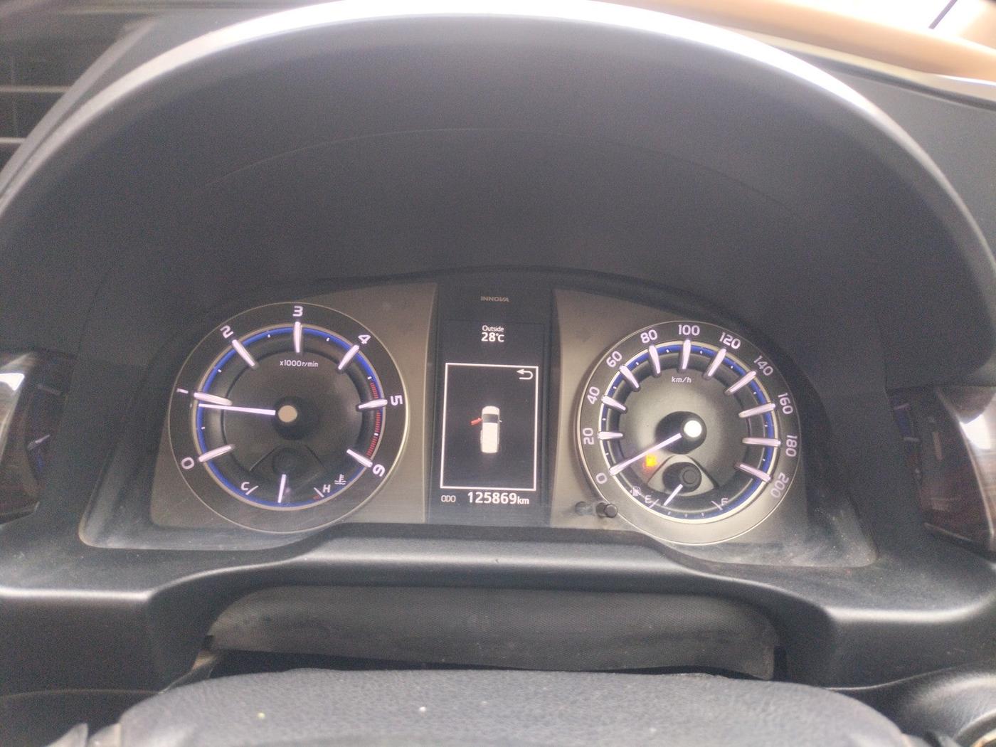 2019 Toyota Innova Crysta 2.4 VX 8 STR, Diesel, Manual, 1,25,869 km, interior