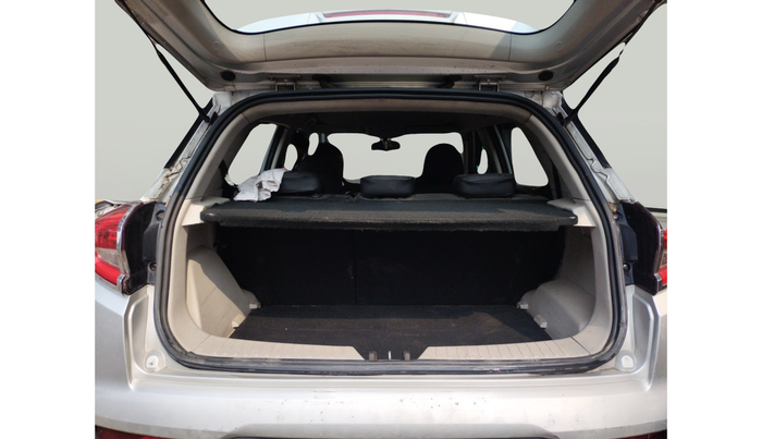 2019 Mahindra XUV300 W6 1.5 DIESEL, Diesel, Manual, 62,462 km, exterior