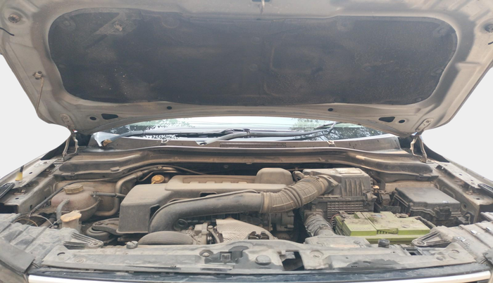 2019 Mahindra XUV300 W6 1.5 DIESEL, Diesel, Manual, 62,462 km, exterior