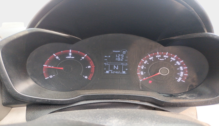 2019 Mahindra XUV300 W6 1.5 DIESEL, Diesel, Manual, 62,462 km, interior