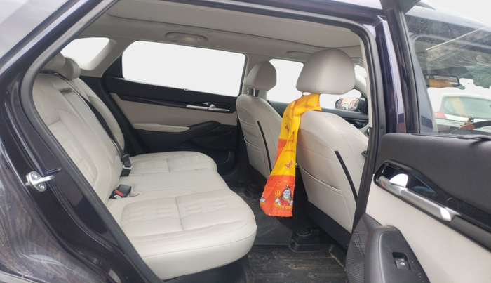 2025 KIA SELTOS HTX IVT, Petrol, Automatic, 2,220 km, interior