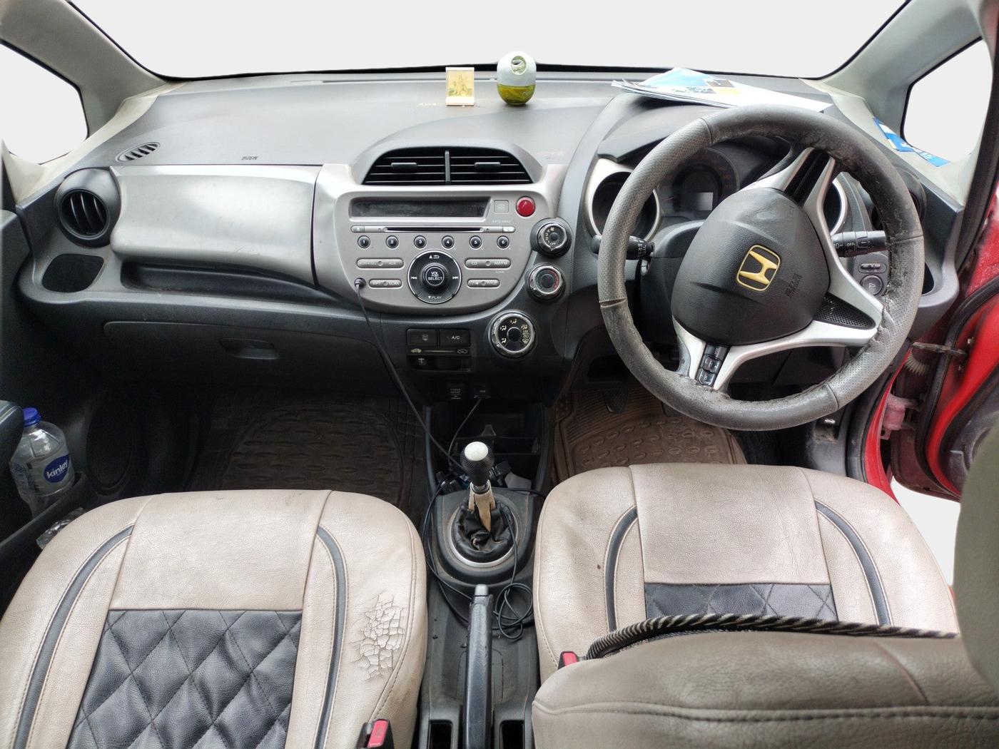 2010 Honda Jazz 1.2 L I-VTEC SELECT, Petrol, Manual, 1,49,998 km, interior