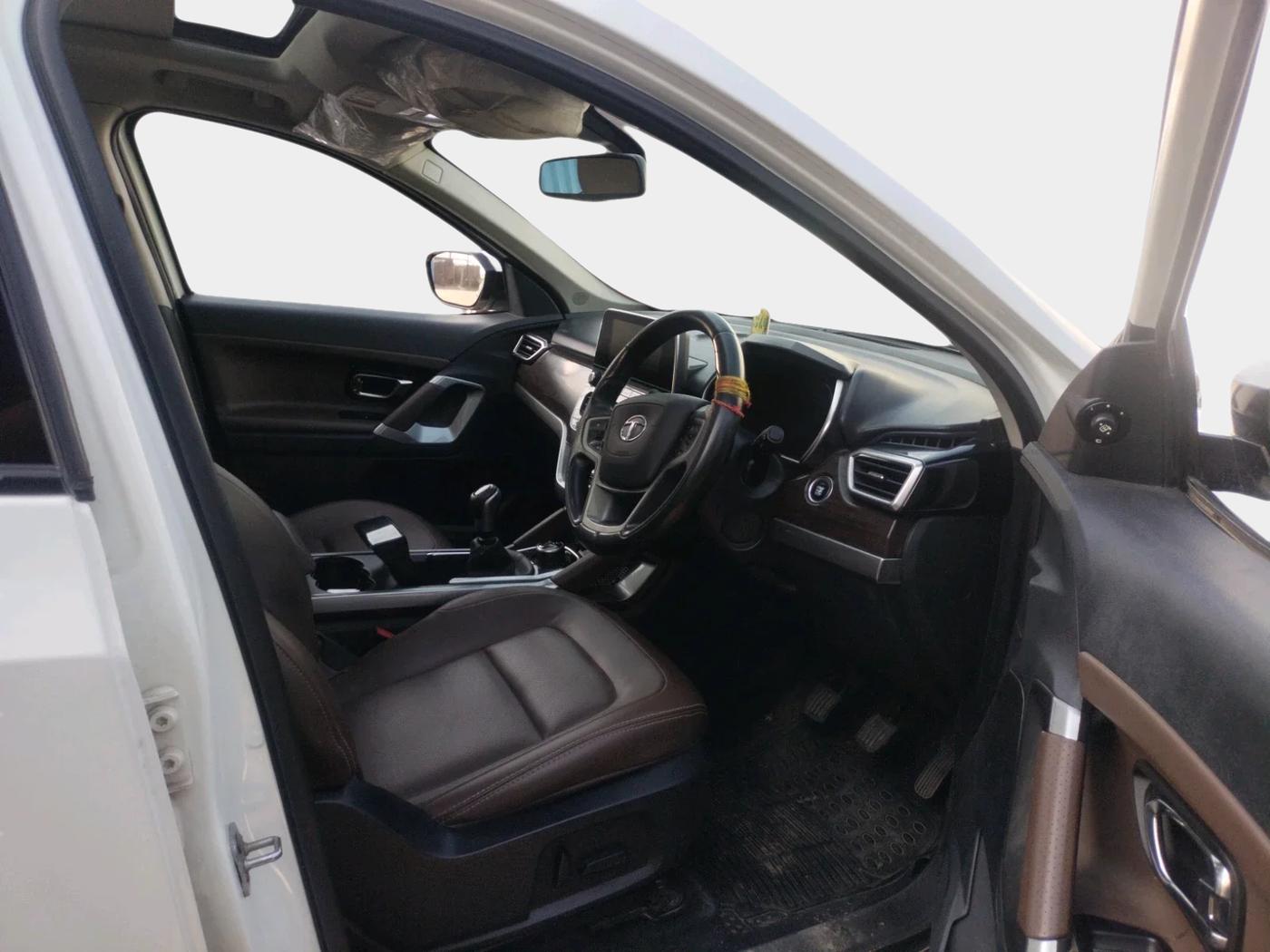 2020 Tata Harrier XZ PLUS 2.0L, Diesel, Manual, 50,669 km, interior