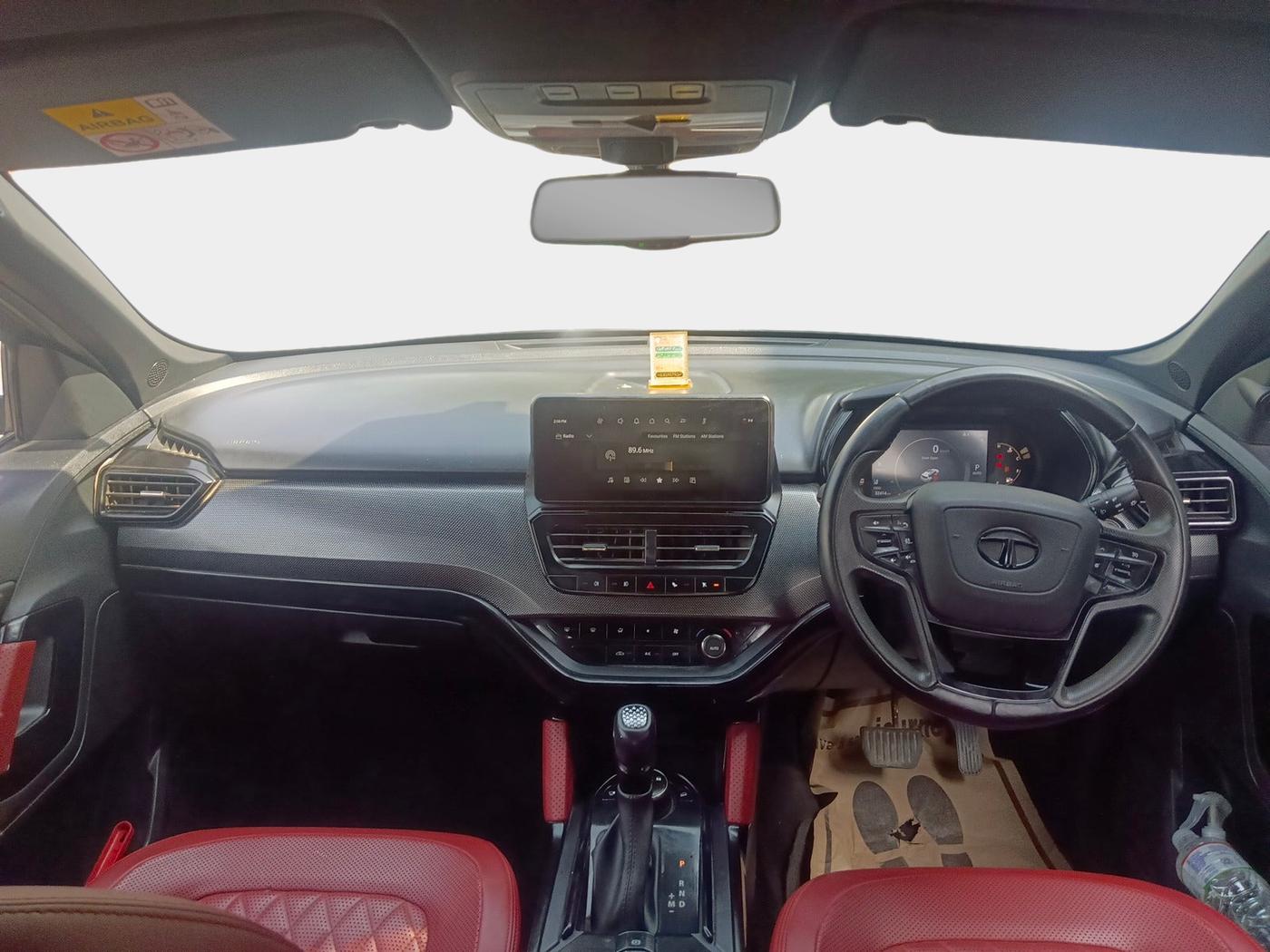 2023 Tata Safari XZA PLUS O RED DARK , Diesel, Automatic, 32,414 km, interior