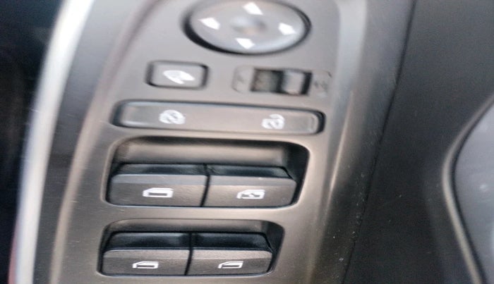 2024 Hyundai ALCAZAR PRESTIGE 1.5 TURBO PETROL MT 7STR, Petrol, Manual, 6,525 km, interior