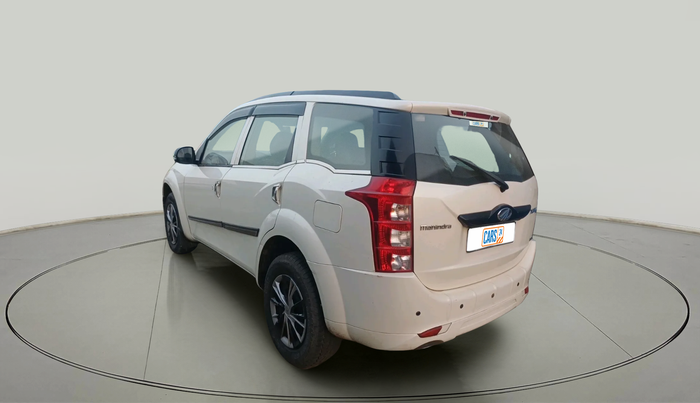 2016 Mahindra XUV500 W4, Diesel, Manual, 63,863 km, exterior