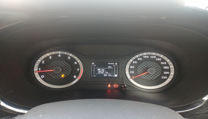 2022 Hyundai GRAND I10 NIOS ASTA 1.2 KAPPA VTVT CNG, Petrol, Manual, 8,210 km, interior