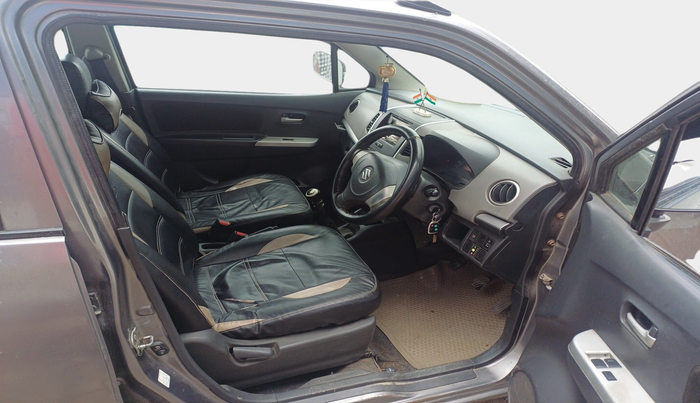 2011 Maruti Wagon R 1.0 LXI CNG, Petrol, Manual, 1,43,293 km, interior