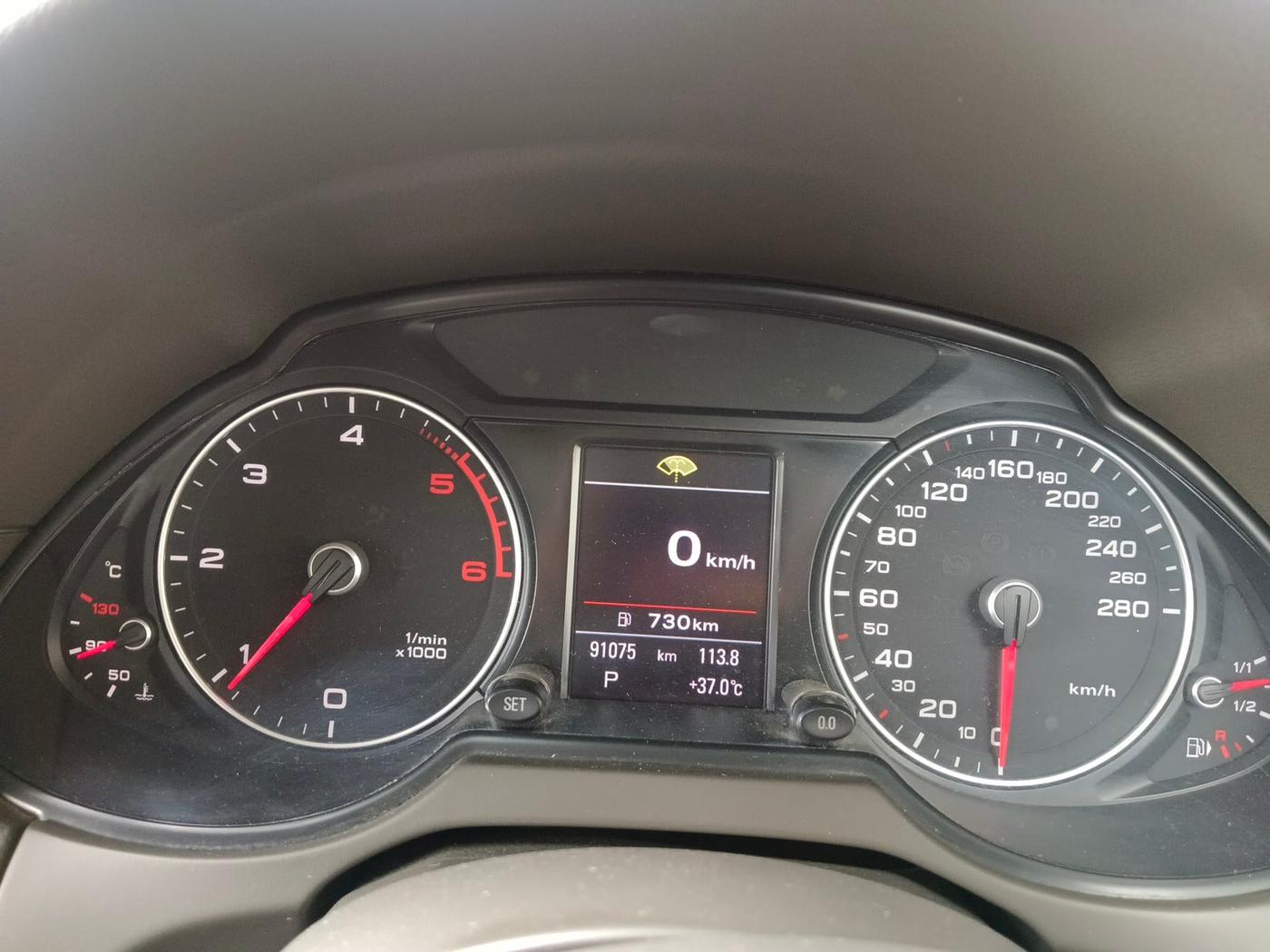2013 Audi Q5 2.0 TDI QUATTRO, Diesel, Automatic, 91,075 km, interior