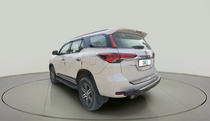 2018 Toyota Fortuner 2.8 4X2 AT, Diesel, Automatic, 1,17,116 km, exterior