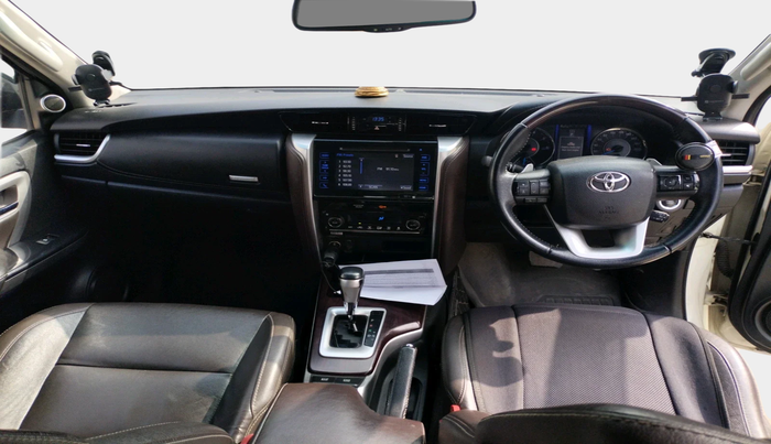 2018 Toyota Fortuner 2.8 4X2 AT, Diesel, Automatic, 1,17,116 km, interior