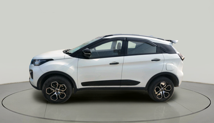 2022 Tata NEXON XMA SUNROOF DIESEL, Diesel, Automatic, 52,560 km, exterior
