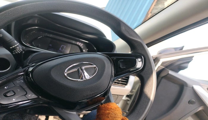 2022 Tata NEXON XMA SUNROOF DIESEL, Diesel, Automatic, 52,560 km, interior