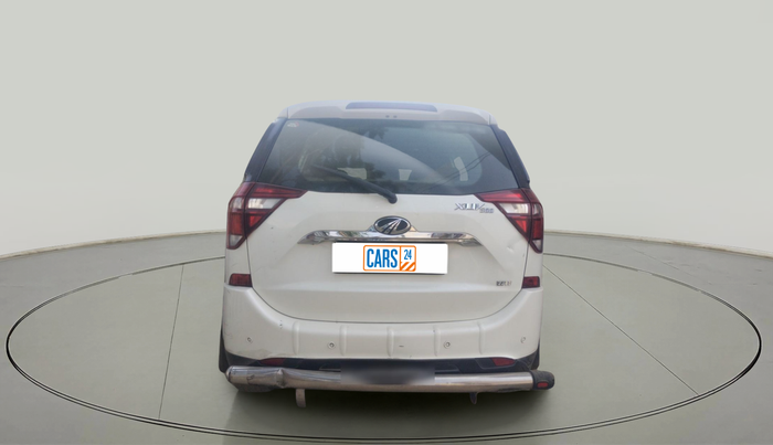 2021 Mahindra XUV500 W11, Diesel, Manual, 89,920 km, exterior