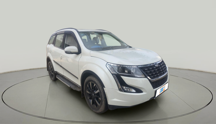 2021 Mahindra XUV500 W11, Diesel, Manual, 89,920 km, exterior