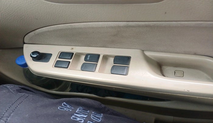 2013 Maruti Swift Dzire VDI, Diesel, Manual, 1,45,194 km, interior