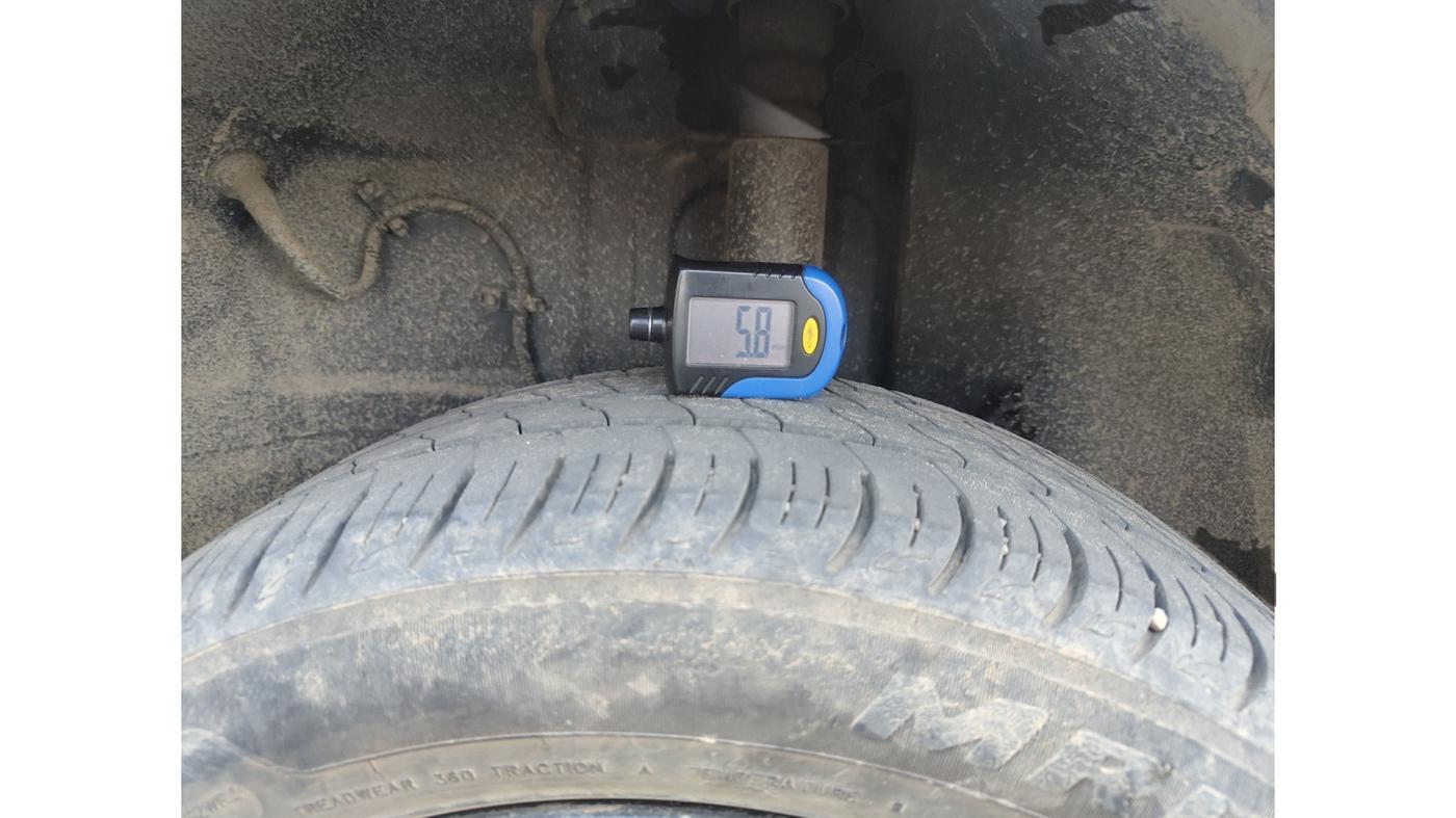 2022 Tata ALTROZ XZ PETROL, Petrol, Manual, 31,335 km, tyre