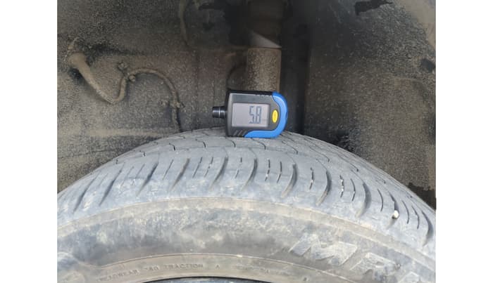 2022 Tata ALTROZ XZ PETROL, Petrol, Manual, 31,335 km, tyre
