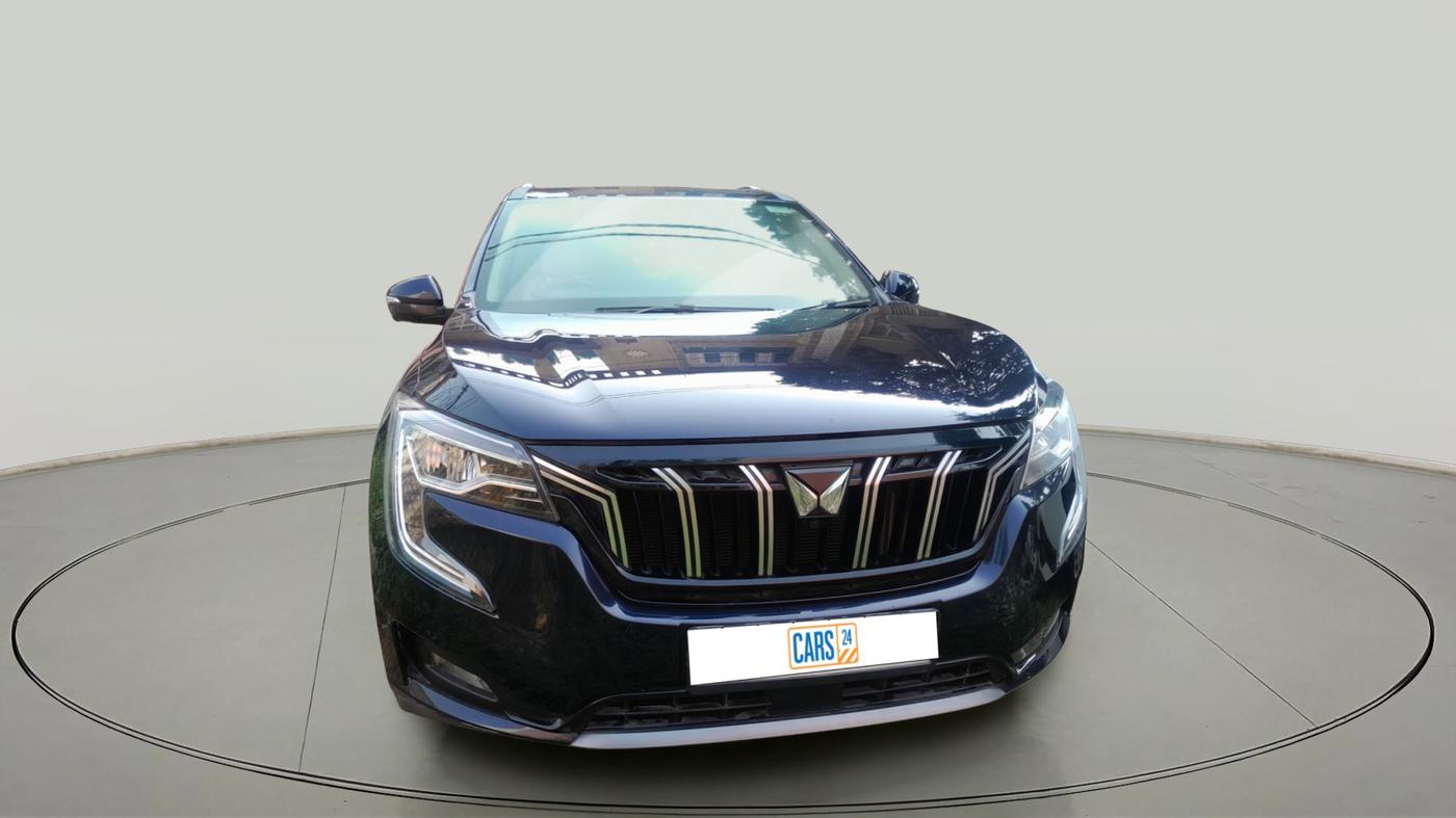 2023 Mahindra XUV700 AX 7 LUXURY D AT 7 STR, Diesel, Automatic, 22,834 km, exterior